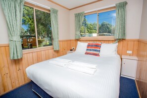 Bungalow | 1 bedroom, iron/ironing board, free cribs/infant beds, free WiFi - BIG4 Narooma Easts Holiday Park (Narooma)