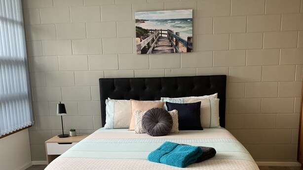 Unclassified image, 1 of 11, button - Longbeach Apartments Coffin Bay (Coffin Bay)