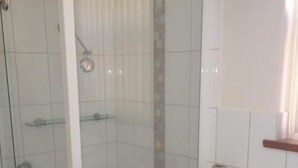 Unclassified image, 3 of 11, button - Longbeach Apartments Coffin Bay (Coffin Bay)