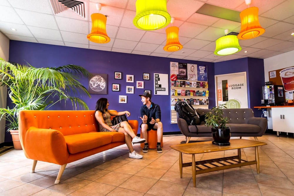 YHA Adelaide Central by null