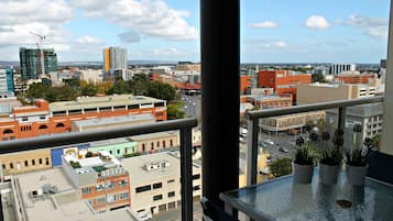 Executive Apartment, 1 Bedroom, Jetted Tub | Balcony