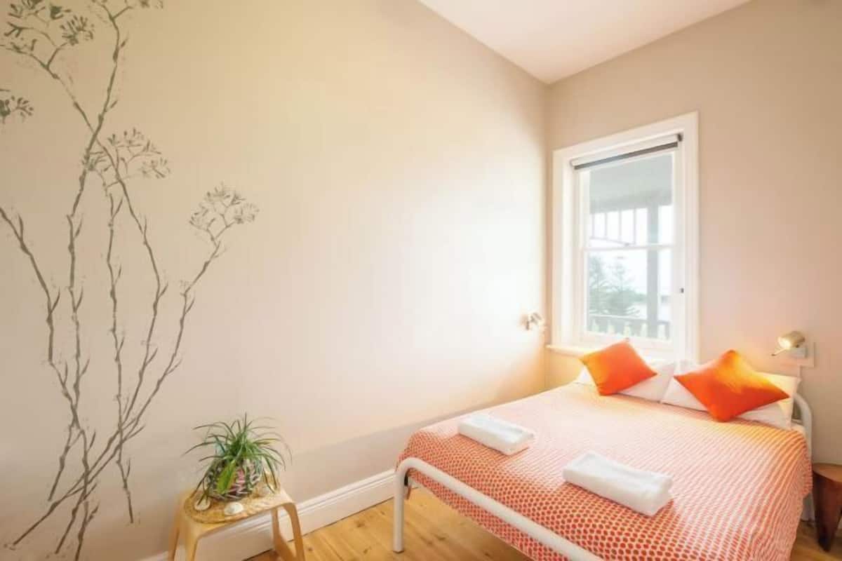 Iron/ironing board (on request), WiFi (free), bed sheets