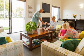 Executive lounge - Hawkdun Lodge (Ranfurly)