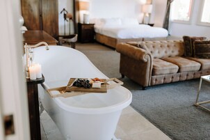  The Empress Suite | Individually decorated, individually furnished, bed sheets