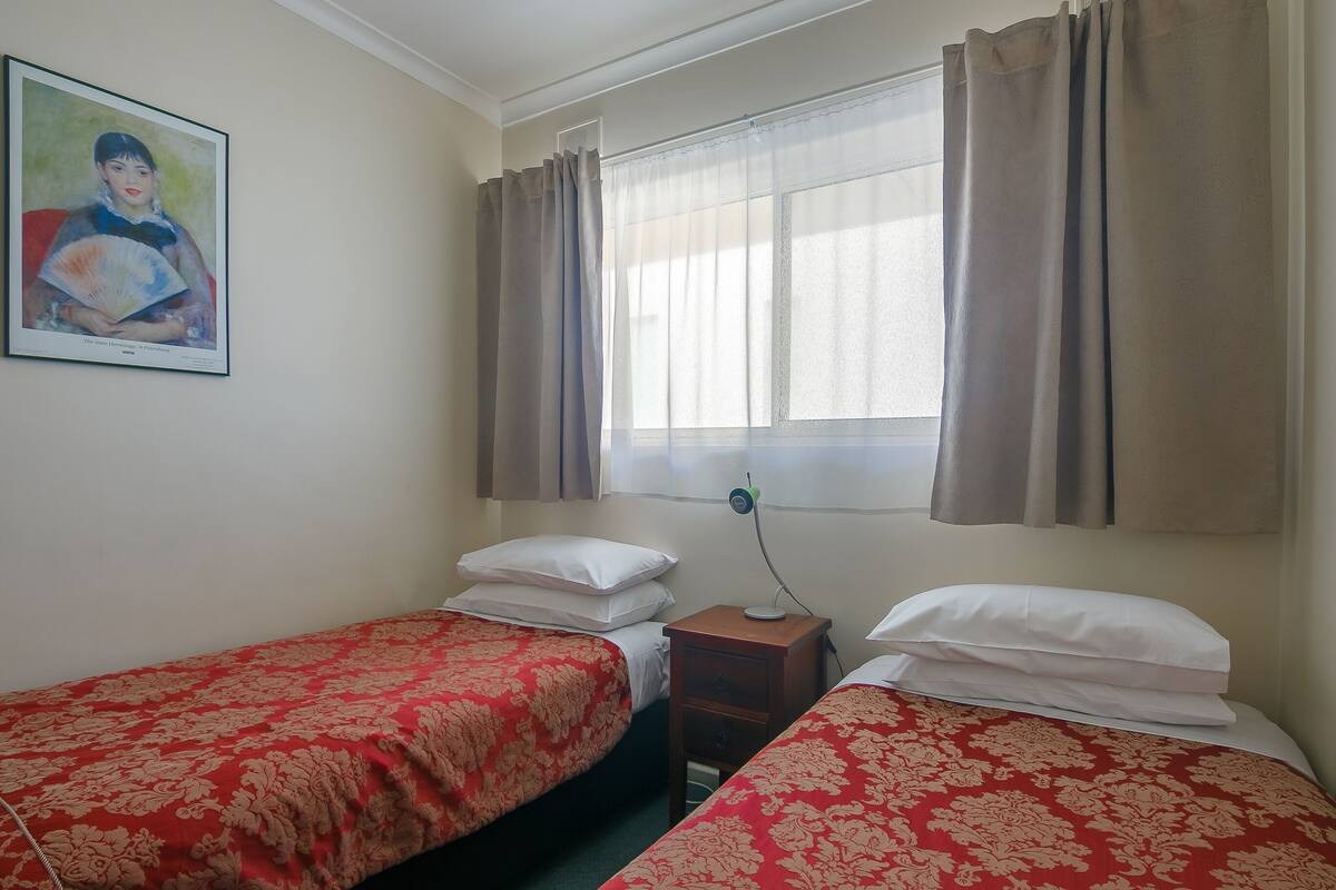 Soundproofing, iron/ironing board, WiFi (free), bed sheets
