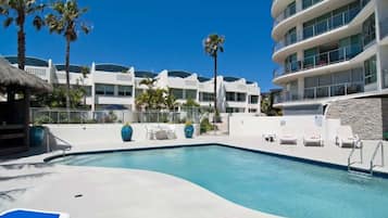 Outdoor pool, a heated pool