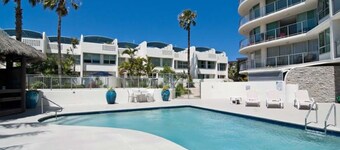Chateau Royale Beach Resort Maroochydore 