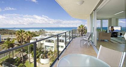 Chateau Royale Beach Resort Maroochydore