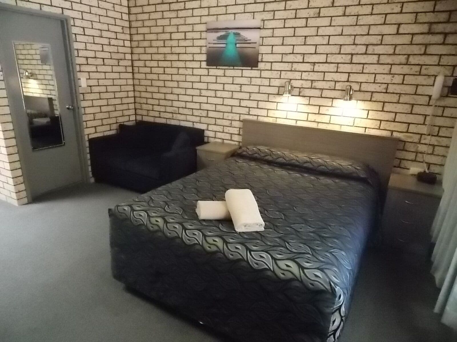 客 房