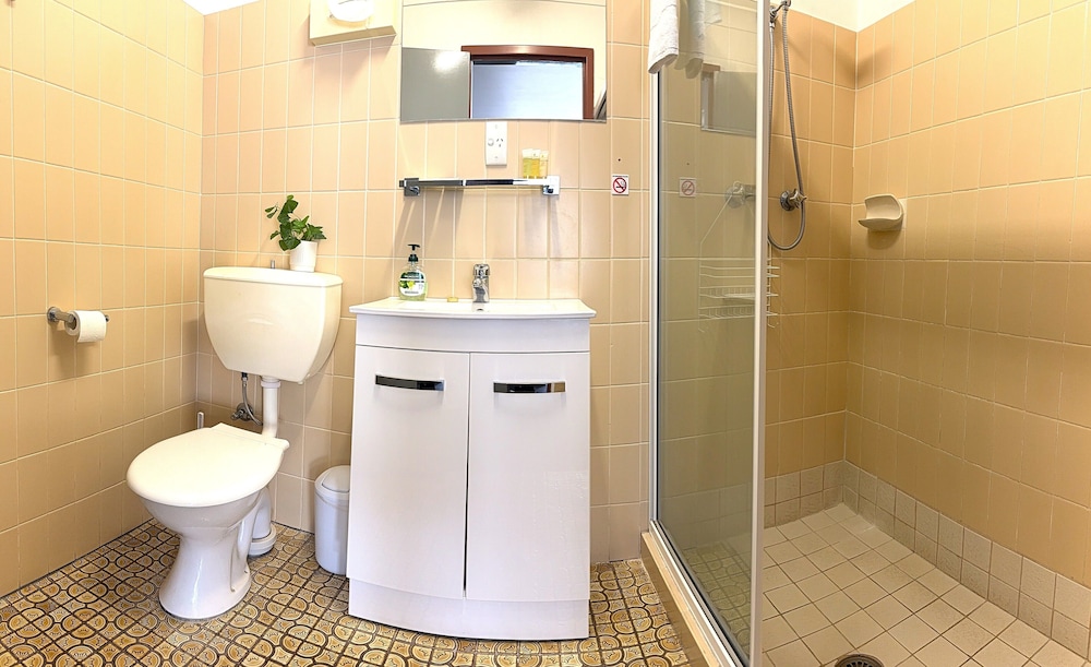 Cowra Crest Motel by null