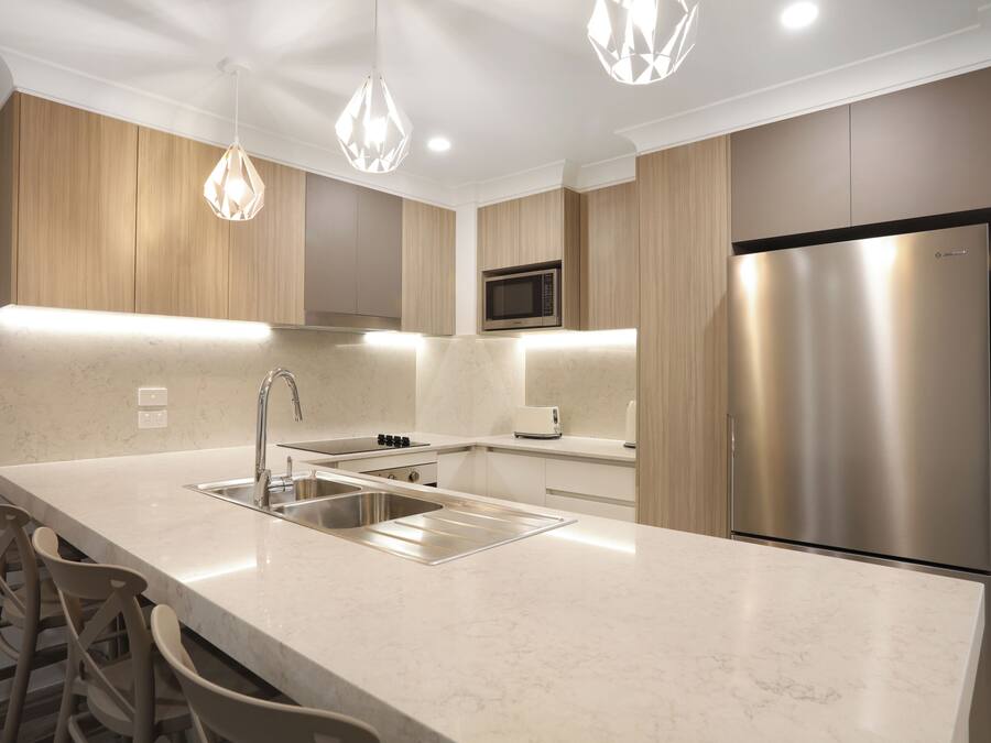 3 Bedroom Apartment (1 King Bed + 1 Queen Bed + 1 Double Bed) | Private kitchen | Microwave, electric kettle, toaster