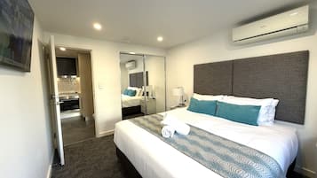 Newly Renovated One-Bedroom Family Apartment with Terrace | Blackout drapes, iron/ironing board, cribs (free), WiFi (free)