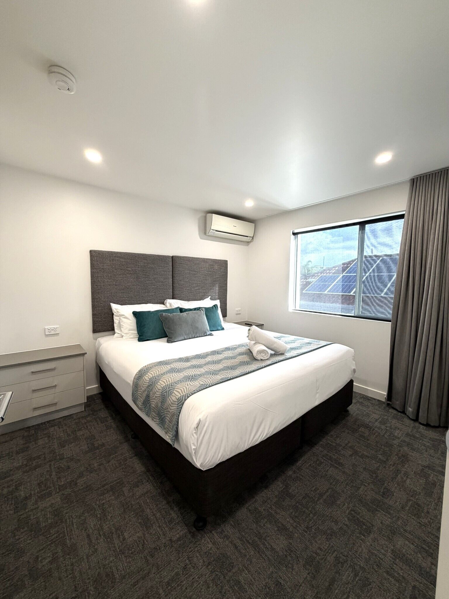 Executive-huoneisto, 1 makuuhuone, tupakointi kielletty | Ilmainen Wi-Fi, vuodevaatteet