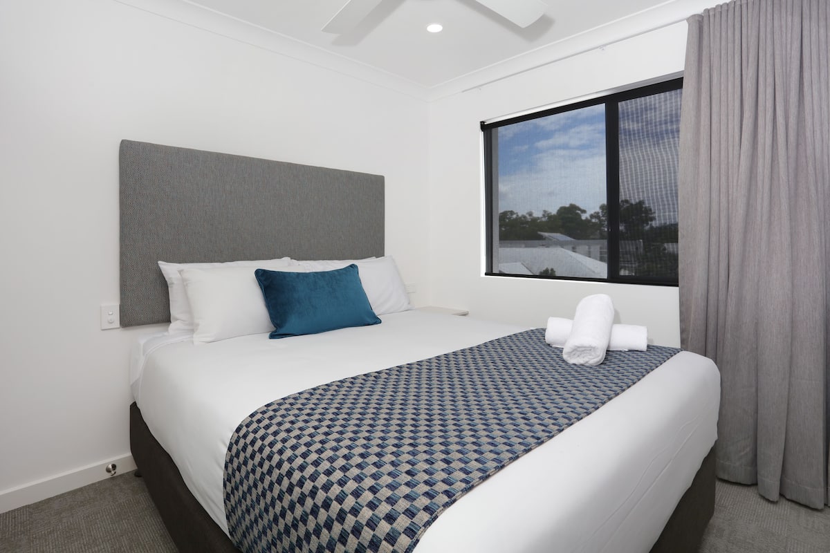 3 Bedroom Apartment (1 King Bed + 1 Queen Bed + 1 Double Bed) | 3 bedrooms, free WiFi, bed sheets