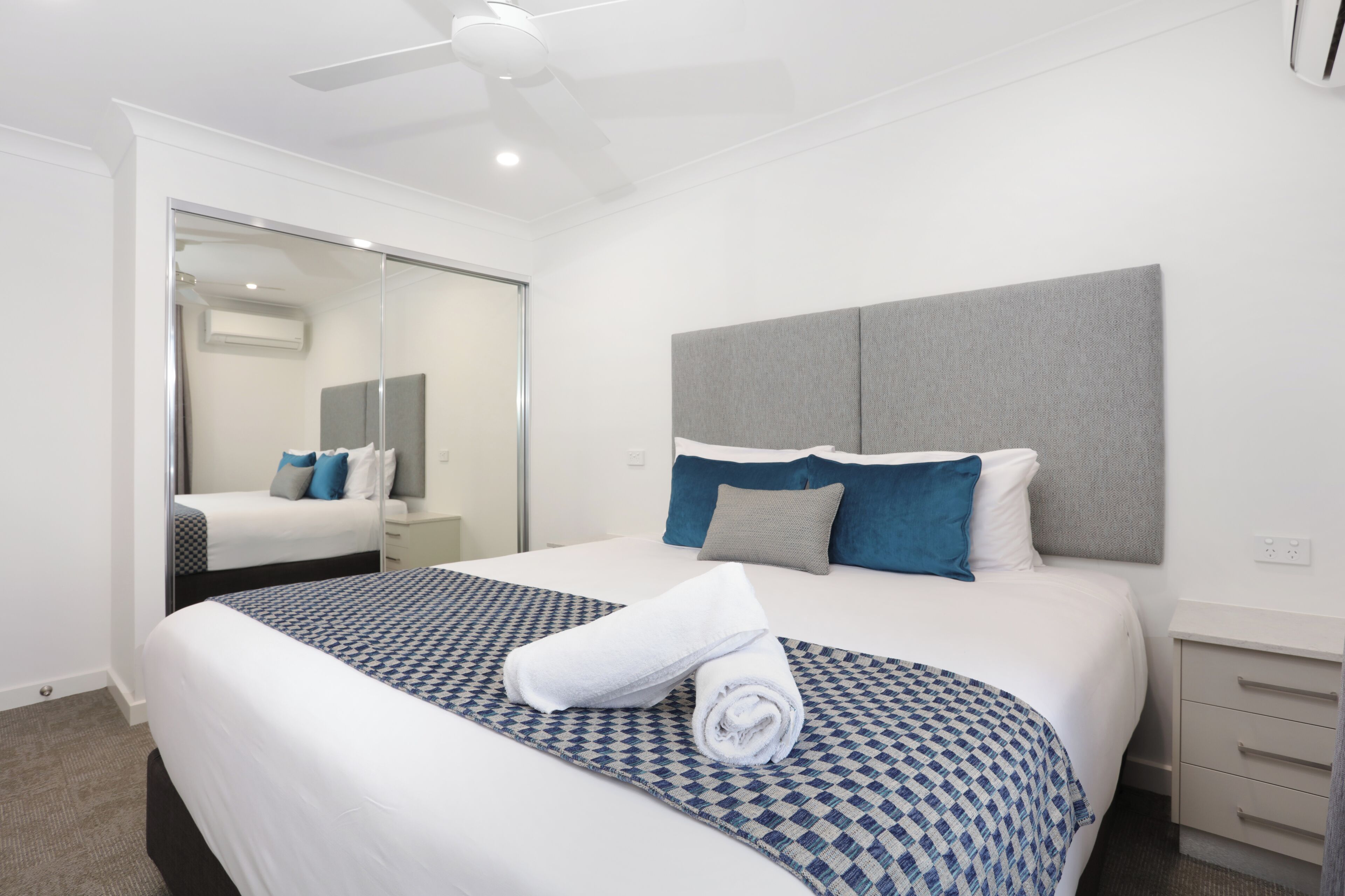 Free WiFi, bed sheets