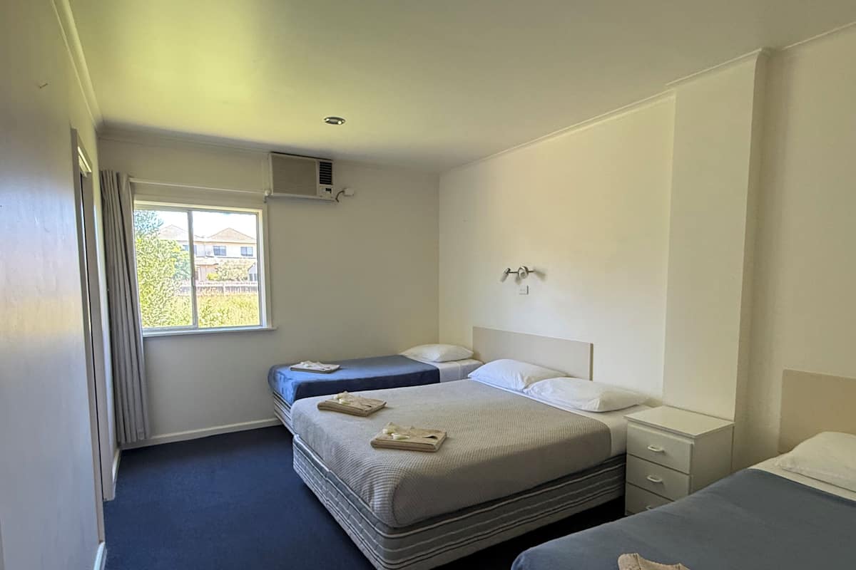 Familie appartement, 1 slaapkamer | 1 slaapkamer, verduisterende gordijnen, een strijkplank/strijkijzer