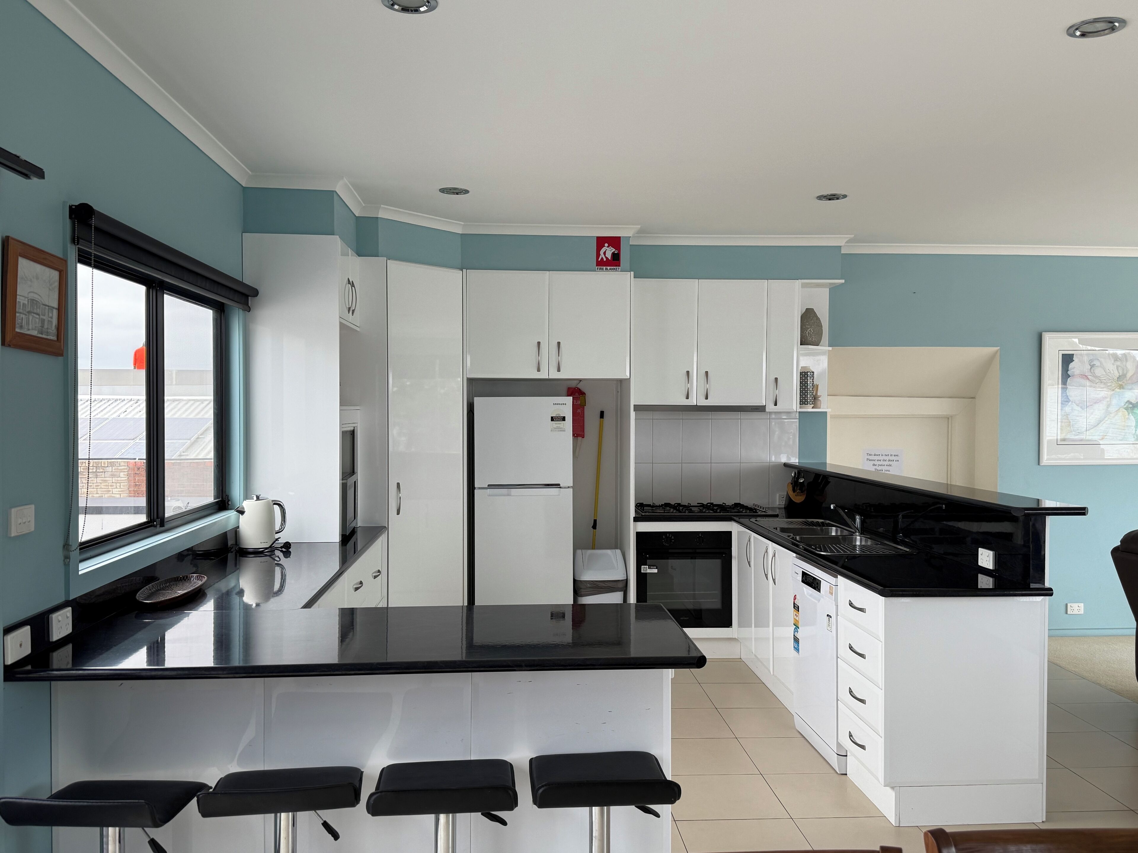 Superior Penthouse, 3 Bedrooms, Non Smoking, Lake View | Private kitchen