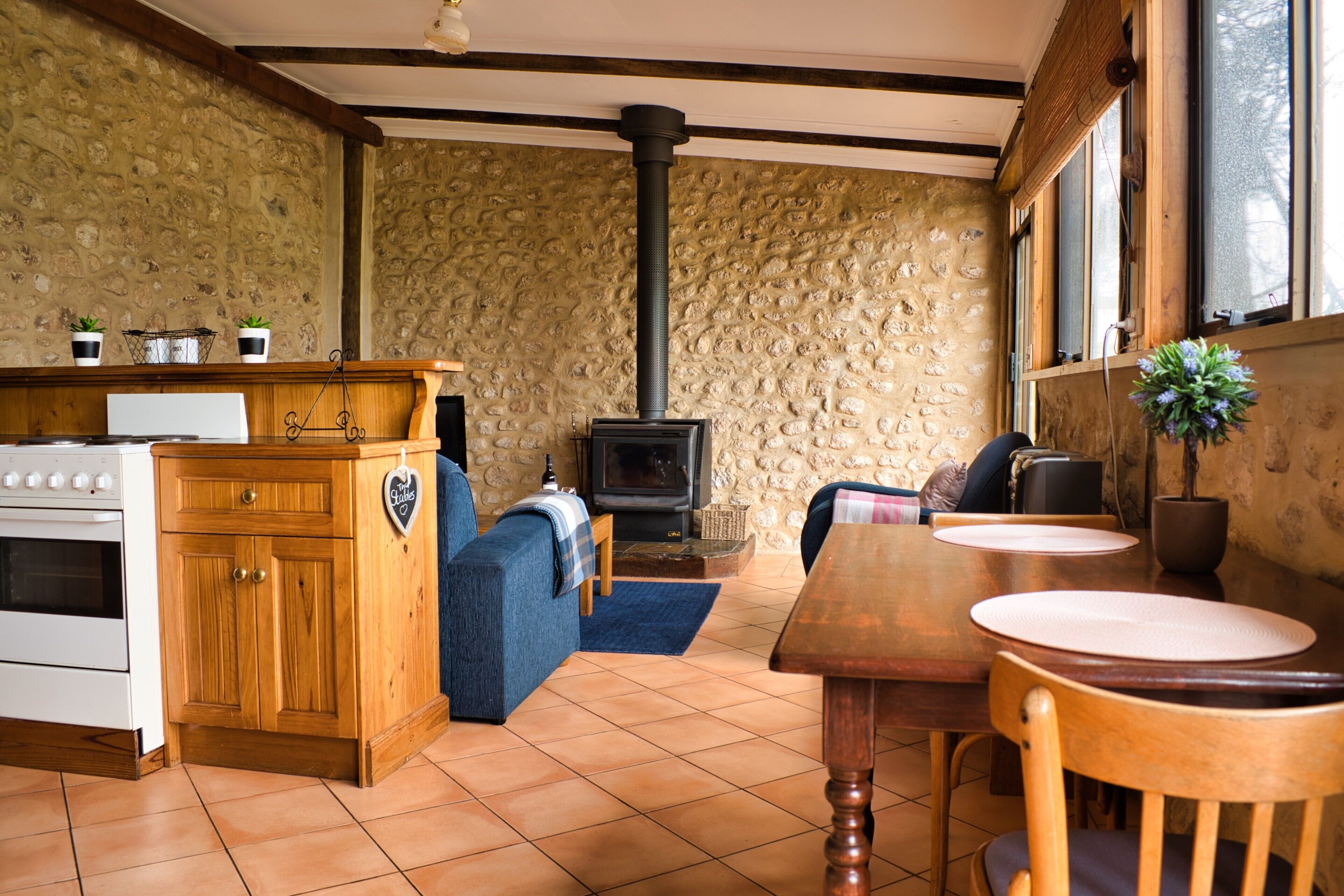 Cottage Romantico, 1 camera da letto, caminetto, vista oceano parziale | Lenzuola, accesso in sedia a rotelle
