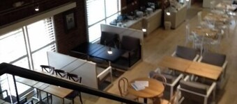 Francis Phillip Motor Inn