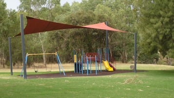 Außen-Kinderspielplatz