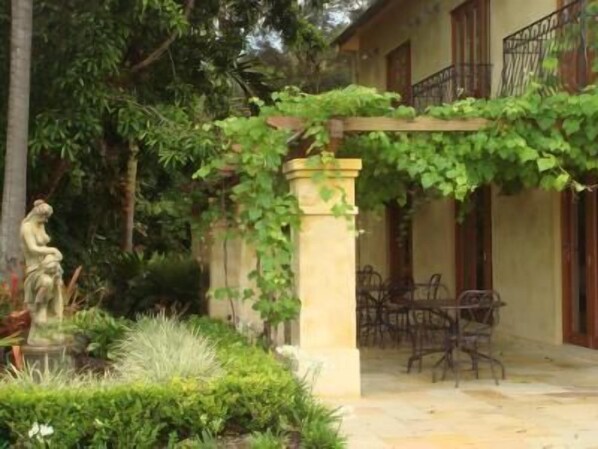 Exterior - Abbie's Byron Bay Villa (Ewingsdale)