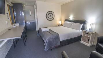 Deluxe Room, Non Smoking (Queen Deluxe) | Iron/ironing board, free WiFi, bed sheets