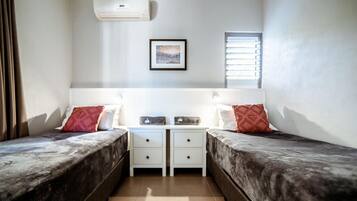 Free WiFi, bed sheets