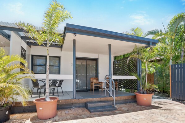 免费 WiFi、床单