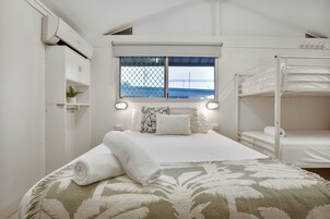 Value Villa | Free WiFi, bed sheets