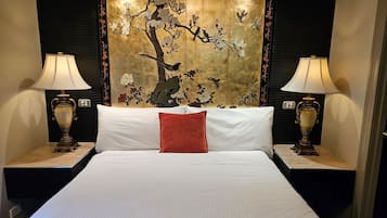 Deluxe Suite, 1 Bedroom, Non Smoking, Kitchen (Purrumbete Gatehouse) | 1 bedroom, individually decorated, individually furnished