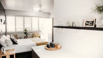 Standardsuite - 1 soveværelse - ikke-ryger - tekøkken (Queen Room 5 night) | Individuelt design, individuel indretning, gratis Wi-Fi, sengetøj
