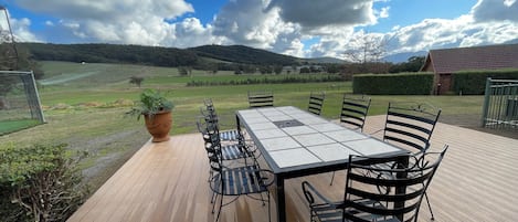 The Cottage (2 Bedrooms) | Terrace/patio