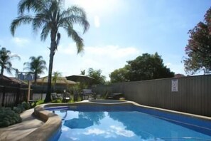 Outdoor pool - El Toro Motel Numurkah (Numurkah)