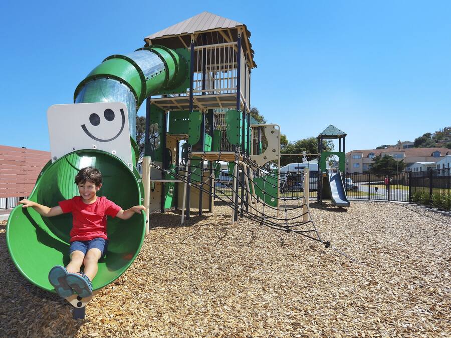 Children’s play area – outdoor