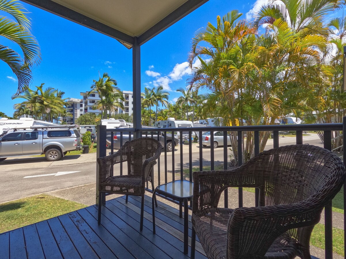 Alex Beach Cabins