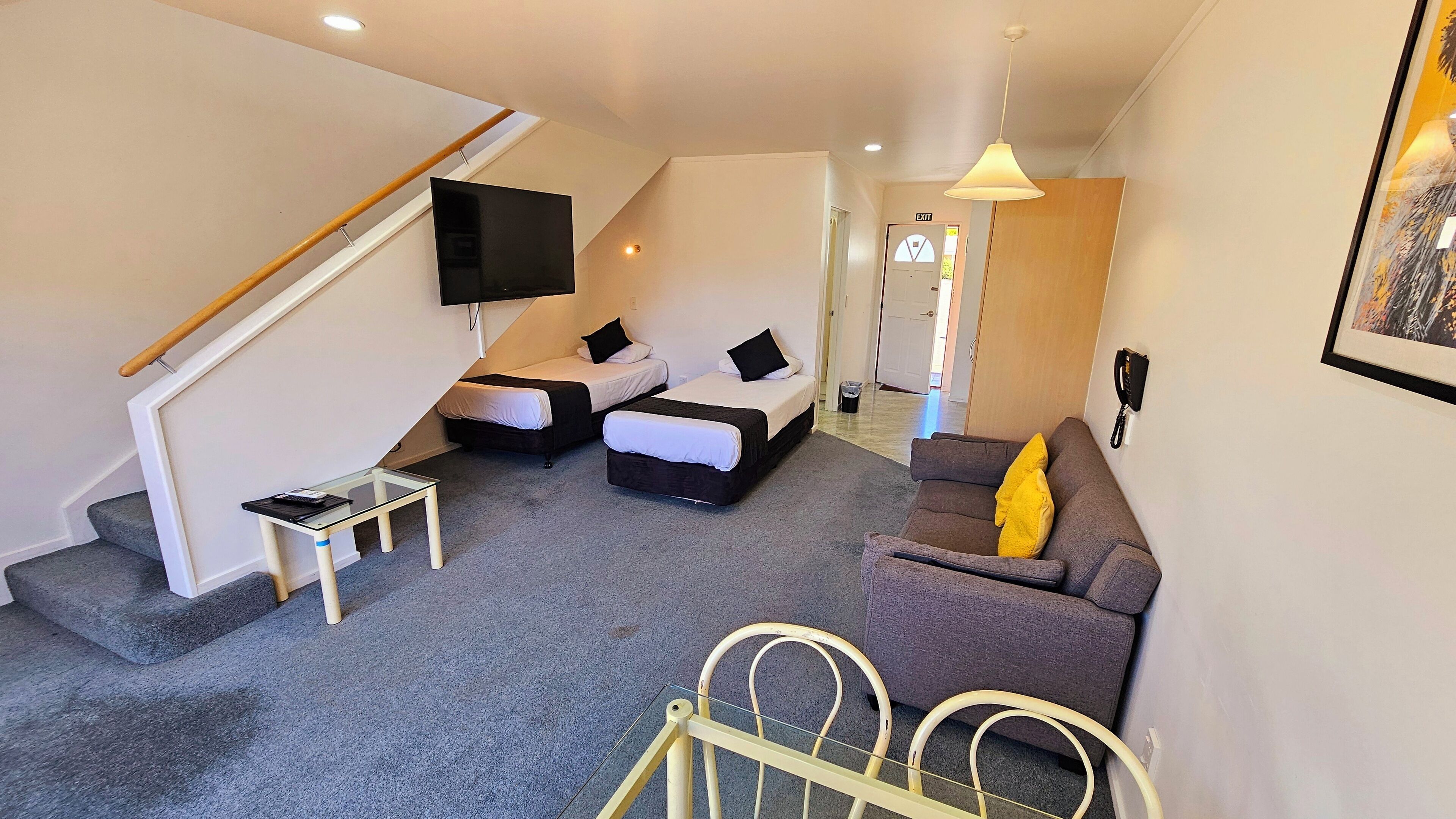 standard suite, 1 bedroom | 1 bedroom, iron/ironing board, free wifi, bed sheets