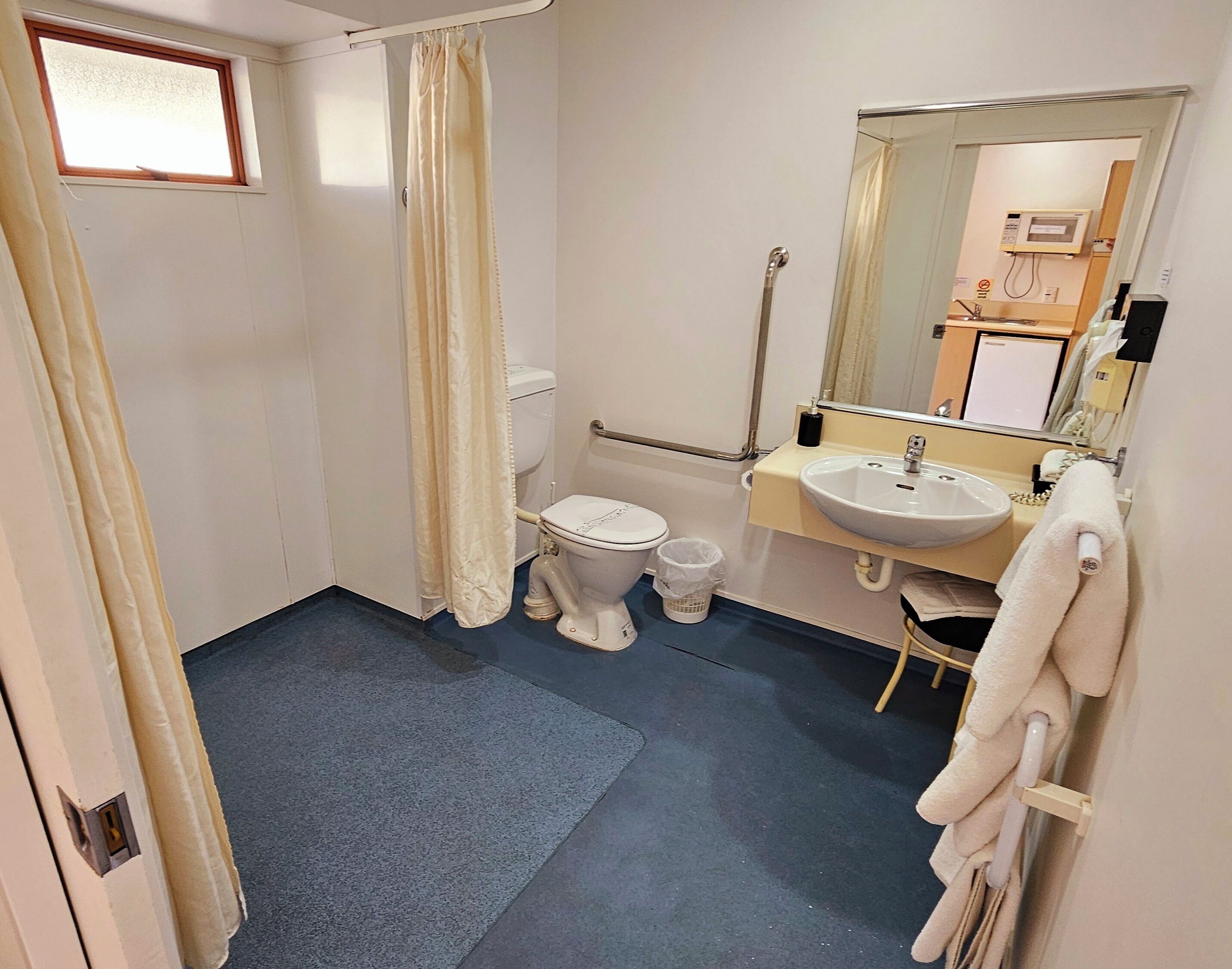 double room - access | bathroom | shower, hair dryer, towels