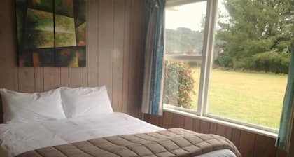 Rainbow Motel Tokaanu