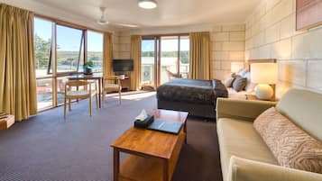 Premier Queen Suite - Ocean View