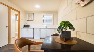 Suíte, vista para o jardim | Individualmente decorados, individualmente mobiliados