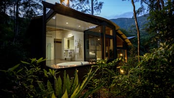 Superior Bungalow, 1 King Bed, Garden View (Rainforest Canopy) | Iron/ironing board, free WiFi