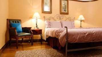 1 bedroom, individually furnished, iron/ironing board, cots/infant beds