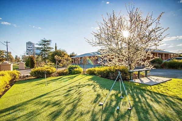 Garden - Ashleigh Court Motor Inn (Mulwala)