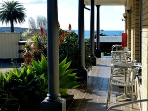Terrace/patio - Coastal Comfort Motel (Narooma)