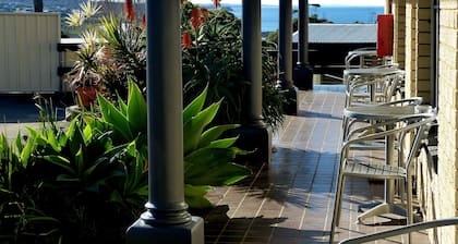 Coastal Comfort Motel