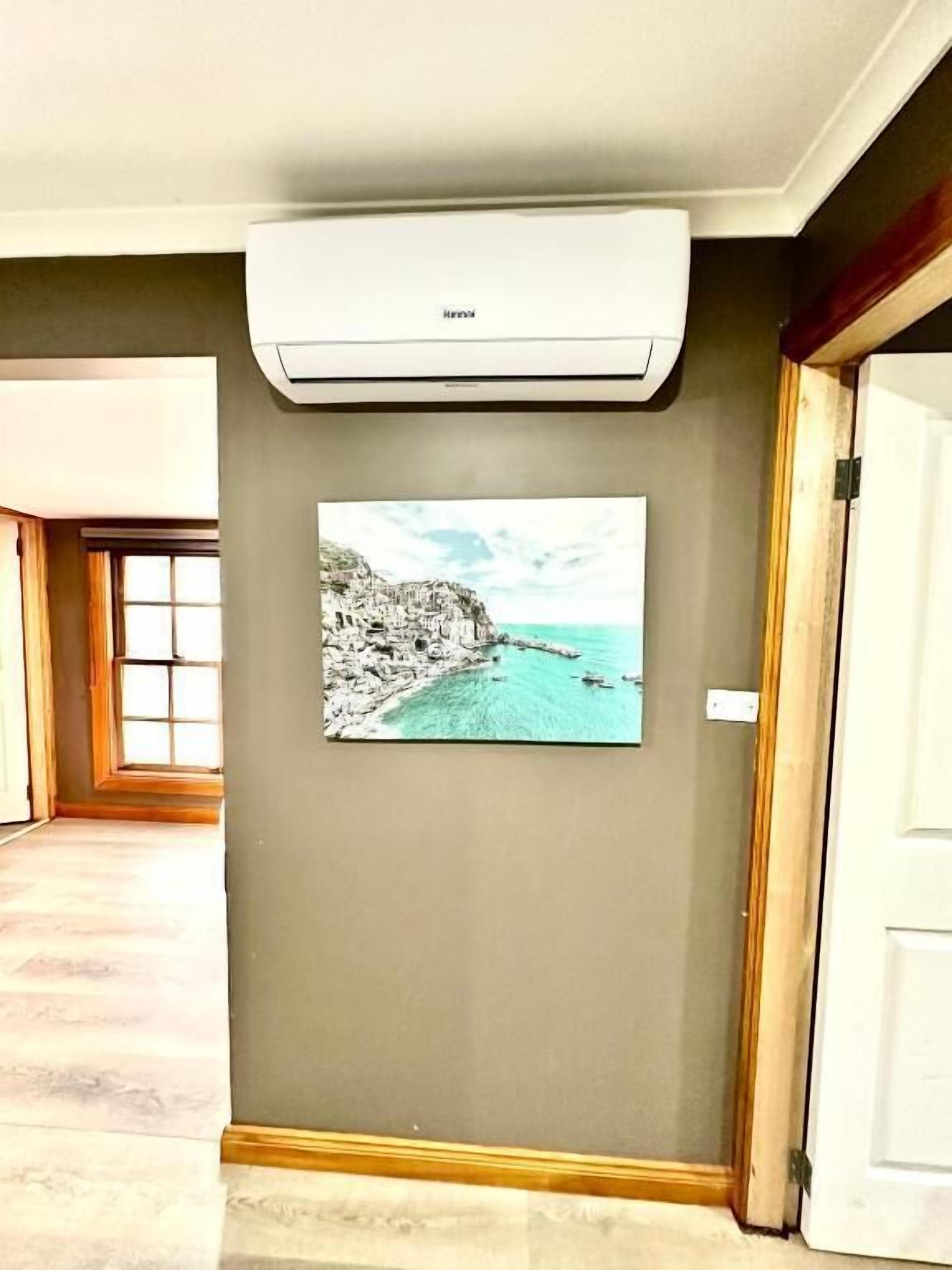 Comfort Cabin | Individually furnished, WiFi, bed sheets