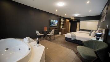 Deluxe-Suite (Deluxe Spa Suite)