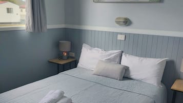 Standard Suite, 2 Bedrooms, Non Smoking, Kitchen (Villa) | Individually decorated, individually furnished, iron/ironing board