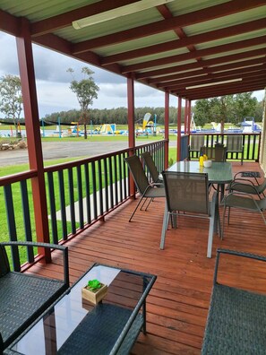 Standard Cabin, 2 Bedrooms, Kitchen (Lakeview Lodge) | Terrace/patio