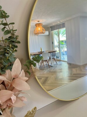 Standard Apartment, 2 Bedrooms, Sea View | Living area